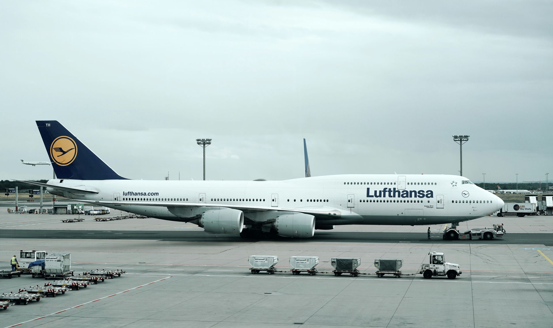 b747